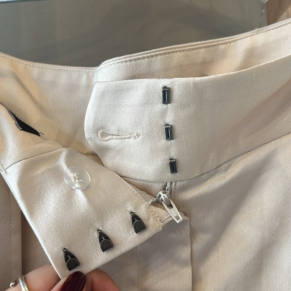 SATIN SHORT - Picture 3 of 7